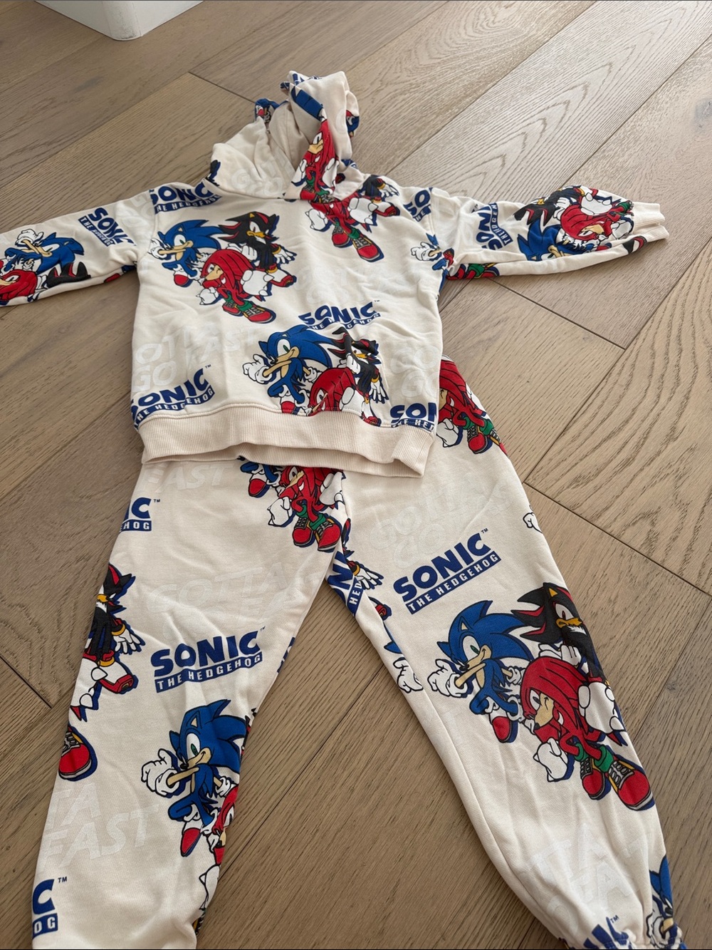H&M Kids Sonic the Hedgehog Cream Hoodie & Jogger Set